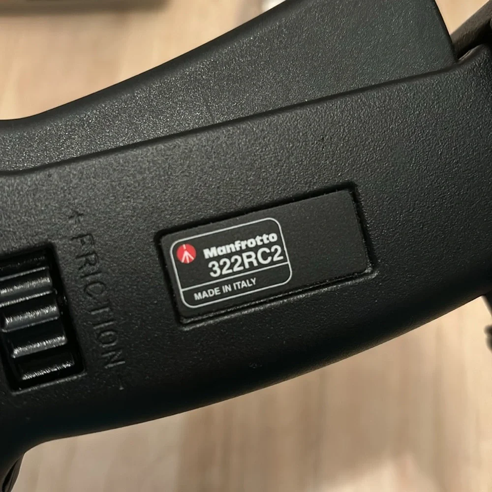 Manfrotto 322RC2 Grip Action Ball Head w/ RC2 Rapid Connect Plate